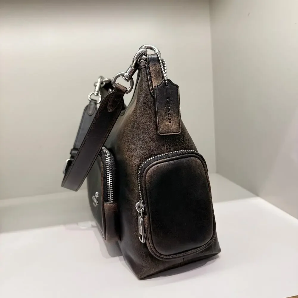 NWT‼️Coach Laurel Shoulder Bag With Pockets In Loved Leather CES84